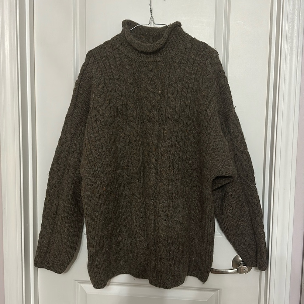 Abercrombieombie men’s sweater